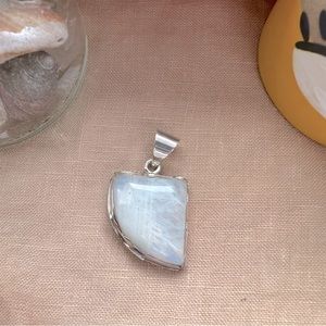 Moon Stone Pendant - 925 Sterling silver (SEE VIDEO)